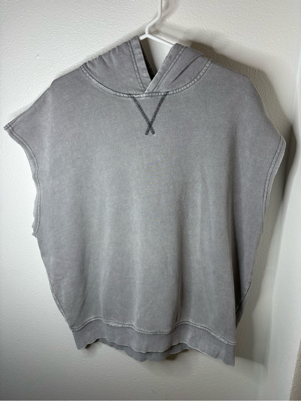 Forever 21 Men's Sleeveless Crewneck Hoodie - Gray